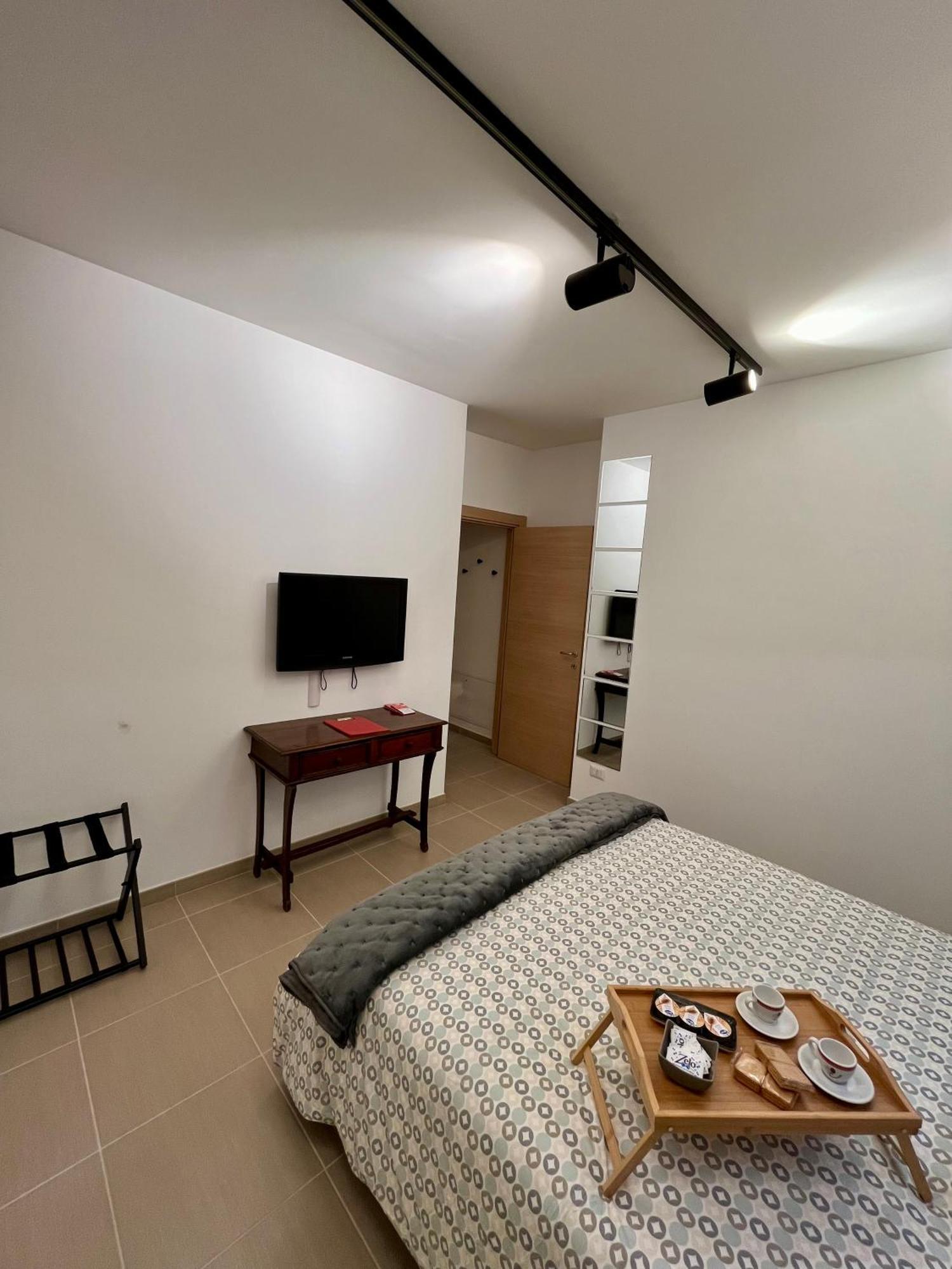 Santa Chiara Apartment L'Aquila Exterior photo